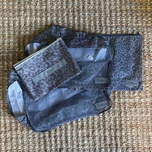 Erin Condren Leopard Print Travel Packing Cubes and Pouch Set